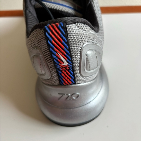 Nike AirMax 720 - Picture 14 of 16